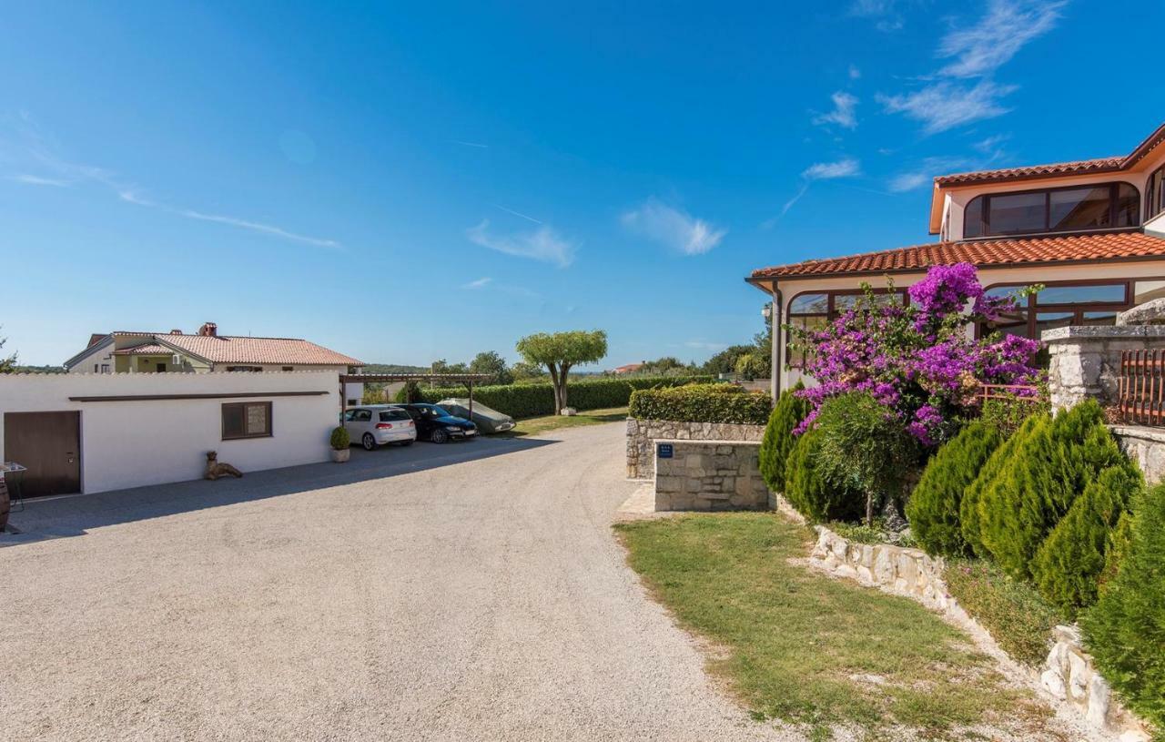 Cottage Nilda I Musalez Exterior foto